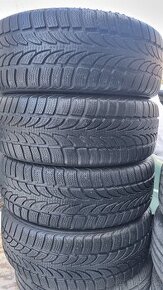 Zimne R16 205/55/16 NOKIAN starsie pneu.