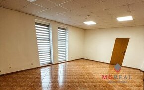 Prenájom kancelárií 36 m2 a 40 m2 v širšom centre  Trnavy