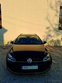 VW Golf 2.0 tdi 110kw HIGHLINE, ACC, LED,