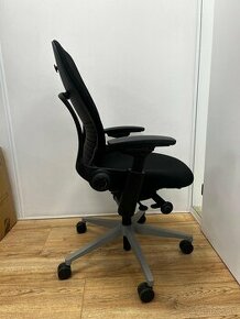 Steelcase Leap V2 Grey