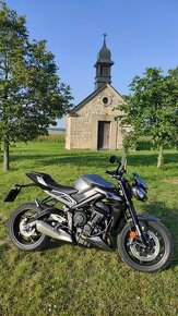 Triumph Street Triple 765R-r.v.2023 Novy model