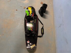 Snowboard Raven 151/ Topanky na snowboard Gravity 43