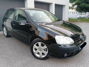 Volkswagen Golf 1.4 16v 59kw Trendline M5,5d s klímou