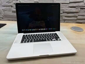 Macbook Pro 15" Mid 2012