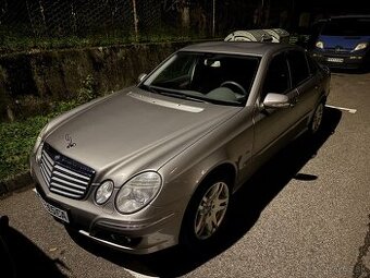 Mercedes benz E 280 4-matic v6 elegance