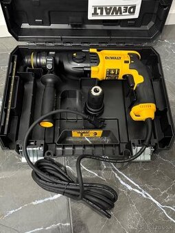 kladivo DeWalt D25134K