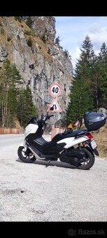 Yamaha n Max 125