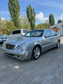 Mercedes E270 cdi (59.000km)