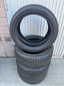 Zimne pneumatiky GOODYEAR 215/45 R16