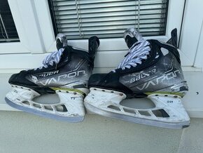 Hokejové Korčule Bauer Vapor Hyperlite