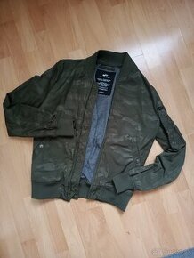 Alpha Industries camouflage bunda