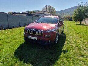 Predám 4x4 Jeep Cherokee 2.0 diesel