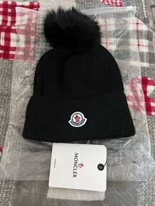 Dámska čierna čiapka Moncler