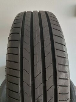 215/65 R17 Bridgestone