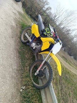 Suzuki RM 125