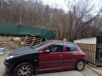 Predám Peugeot 206