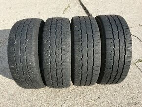 225/65r16C michelin agilis alpin