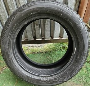 2 ks špičkové zimné pneu Bridgestone - 225/50 r17 98H - 1