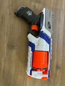 Nerf Strongarm