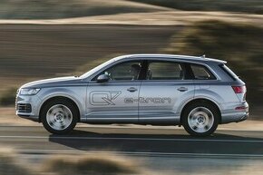 AUDI Q7 e-tron KUPIM