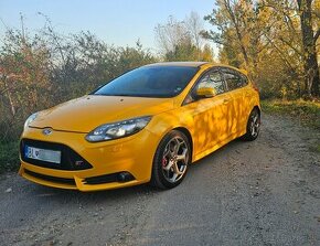 Ford Focus ST MK3, 250