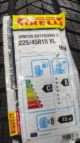 Pirelli sottozero 3  225/45r19 zimné