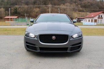 Jaguar XE 2.0 I4D Prestige AT, Nelakované