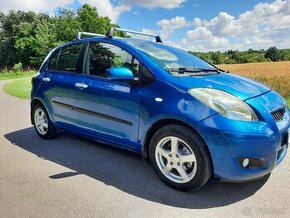 predam TOYOTA YARIS 1,0B ,51KW, R.V2010,  je nová STK,EK