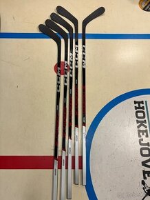 UPLNE NOVA PROFI HOKEJKA CCM JETSPEED FT TEAM 