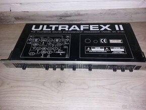 zvukový procesor Behringer Ultrafex II