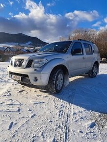 Predam Nissan pathfinder