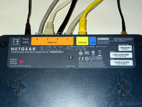 Predám GIGAbit router - 1