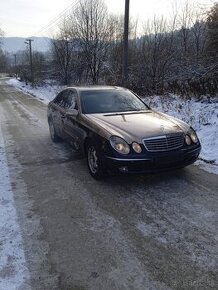 Mercedes Benz w210