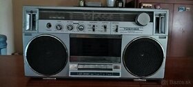 Retro radio