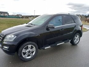 Mercedes-Benz ML350CDi Grand Edition