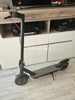 Predám elektrickú kolobežku Sencor Scooter One S20 v zaruke