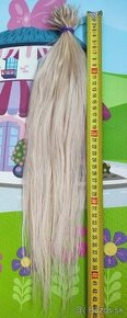 Ľudské blond keratínové vlasy 54 pramienkov, 40 cm