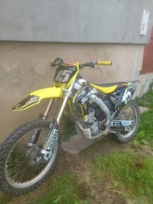 Suzuki rmz250 - 1