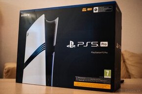 Playstation 5 Pro zabalená