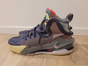 Nike Air Zoom Jump Chaos 44