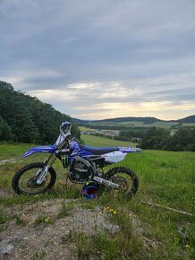 Yamaha yzf 450 - 1