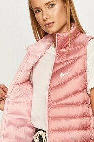 Minimalne nosená vesta Nike