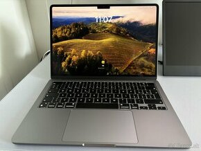 MacBook Air M3 13” (2024) 8/256