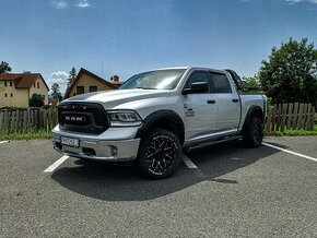 Dodge RAM 1500 5.7 HEMI 295 kW 4x4, r. v. 2017