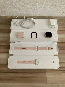 Apple Series 4 Gold Aluminium Case Pink Sand Sport Band 40MM