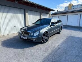 Mercedes E350 T model 4matic Avantgarde - 1