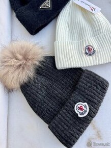 Moncler ciapky