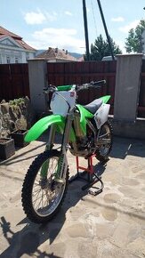 Kawasaki kxf 250 2005 
