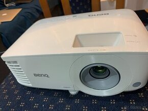 Projektor BENQ TH550