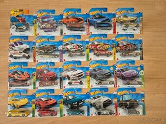 Hotwheels autíčka 2,5€ za kus mix